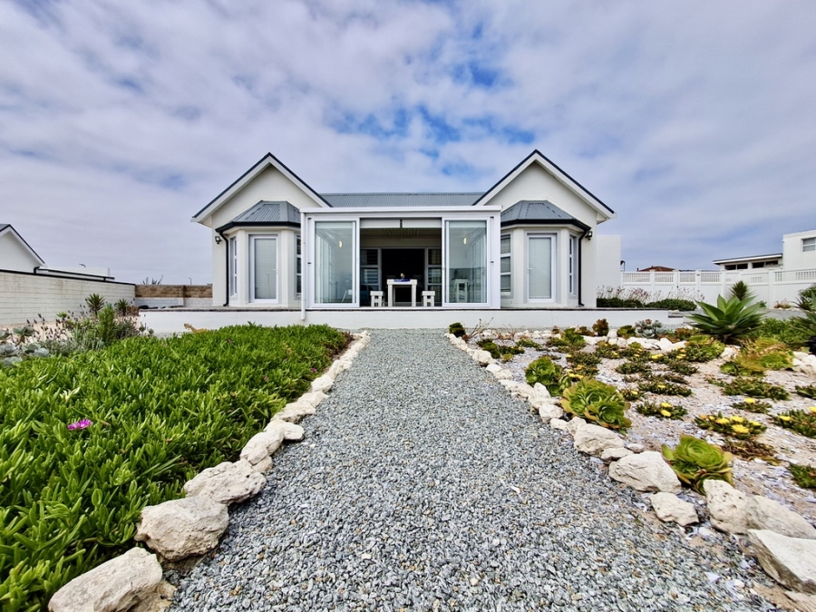 3 Bedroom Property for Sale in Yzerfontein Western Cape